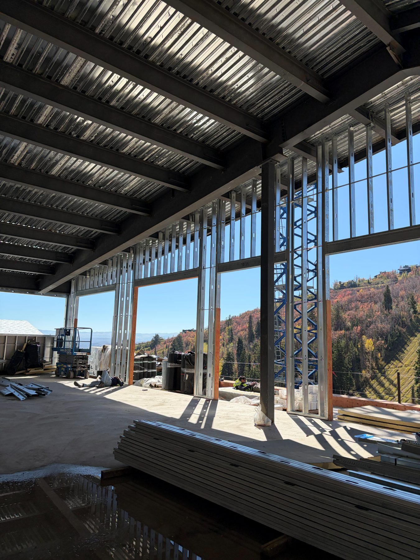 The Otto construction site, building elevation
